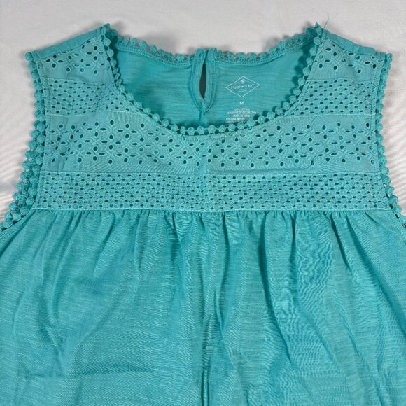 NWT St. John's Bay Aqua Eyelet Embroidered Yoke Tanktop. Size Medium. MSRP $27 - Picture 5 of 6